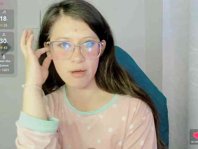 ZooeyBelair webcam