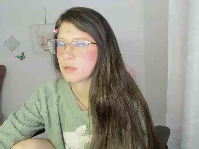 ZooeyBelair webcam