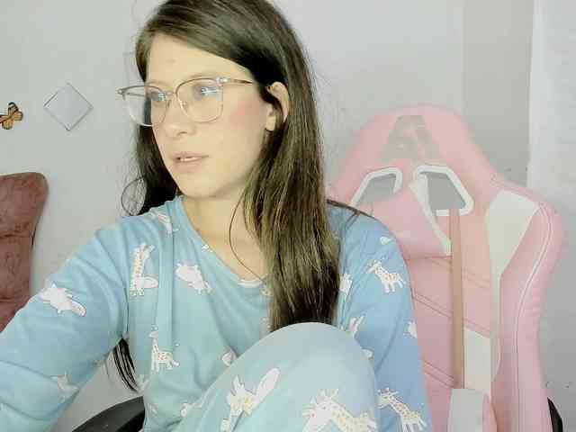 ZooeyBelair - Girl 