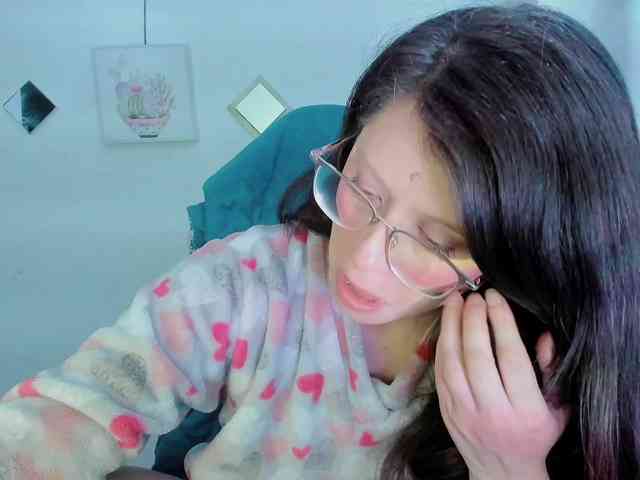 ZooeyBelair webcam