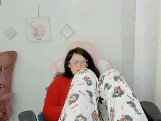 ZooeyBelair webcam
