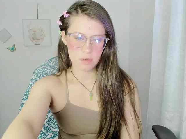 ZooeyBelair webcam