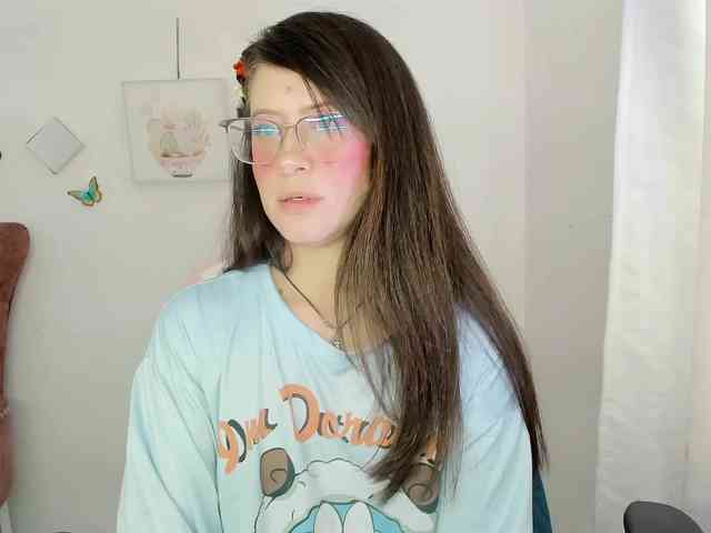 ZooeyBelair webcam