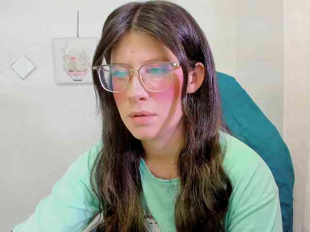 ZooeyBelair webcam