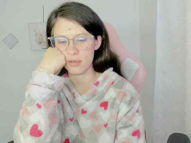 ZooeyBelair webcam