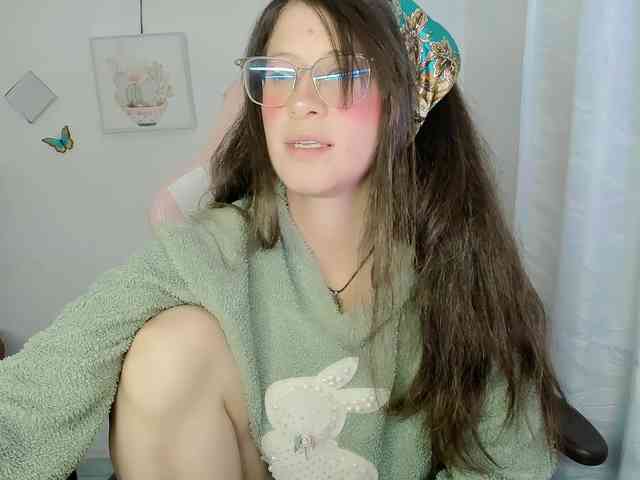 ZooeyBelair webcam