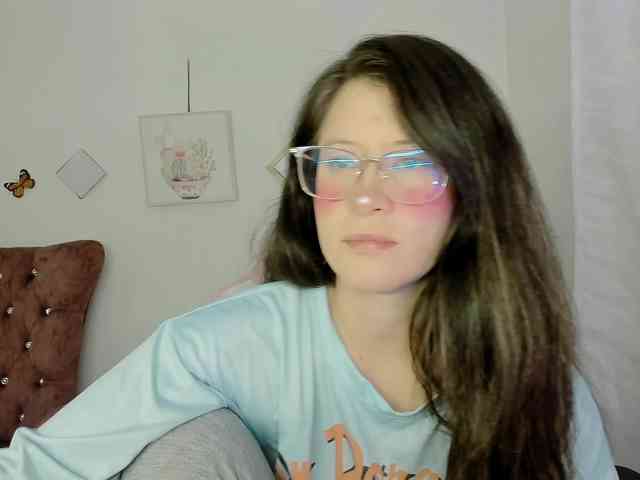 ZooeyBelair webcam