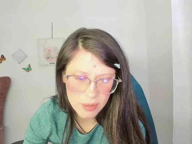 ZooeyBelair webcam