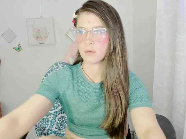 ZooeyBelair webcam