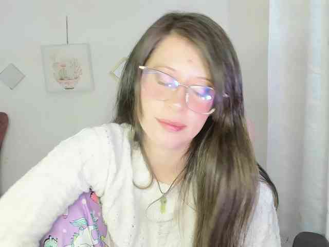 ZooeyBelair webcam