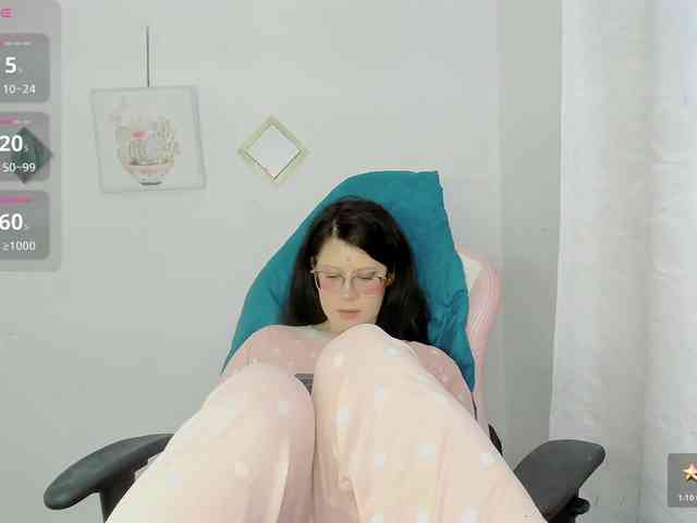 ZooeyBelair webcam
