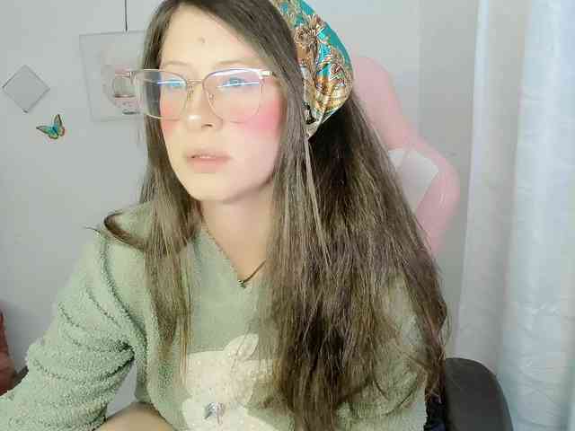 ZooeyBelair webcam