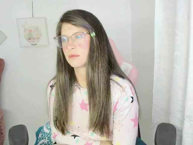 ZooeyBelair webcam