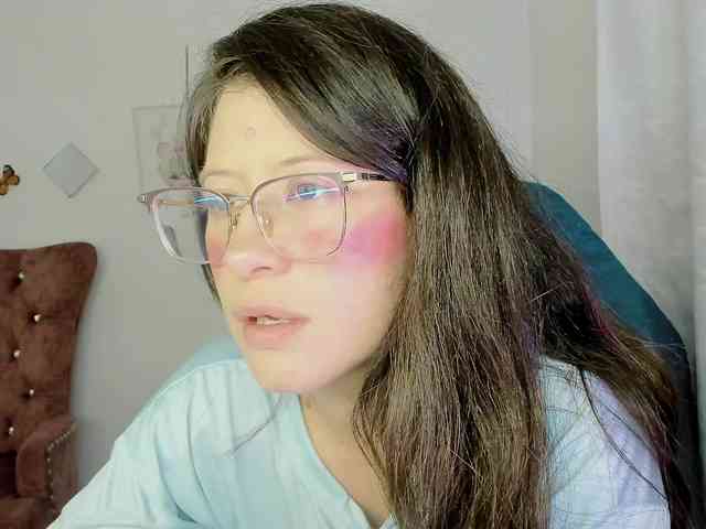 ZooeyBelair webcam