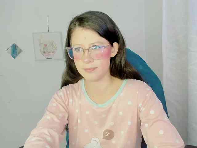ZooeyBelair webcam
