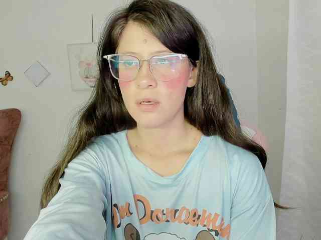 ZooeyBelair webcam