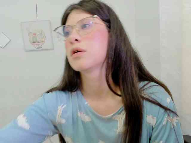 ZooeyBelair webcam