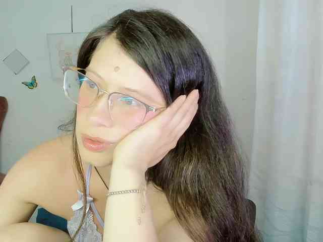 ZooeyBelair webcam