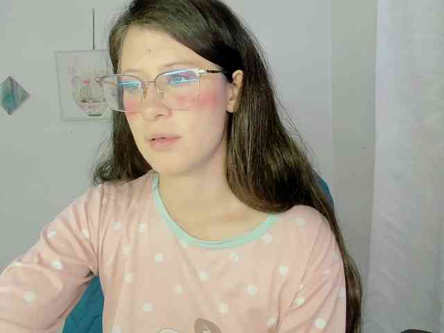 ZooeyBelair webcam