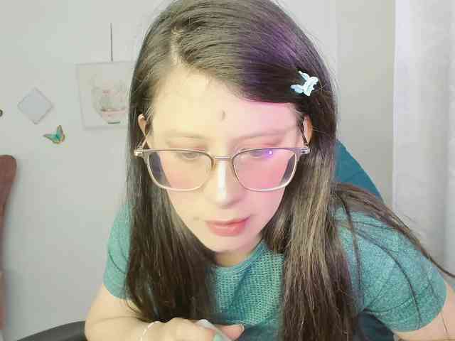 ZooeyBelair webcam
