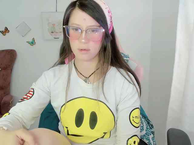 ZooeyBelair webcam