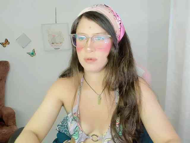 ZooeyBelair webcam