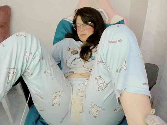 ZooeyBelair webcam