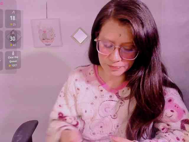 ZooeyBelair webcam