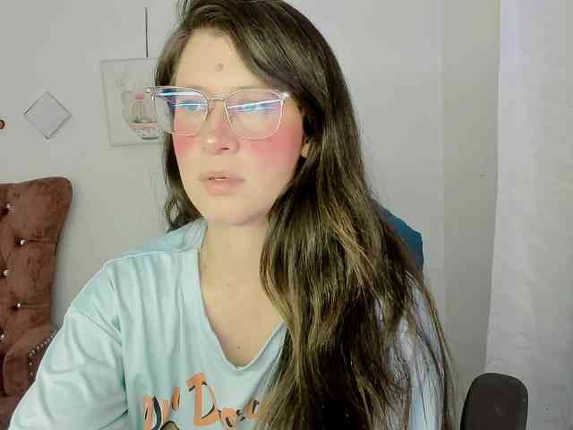 ZooeyBelair webcam