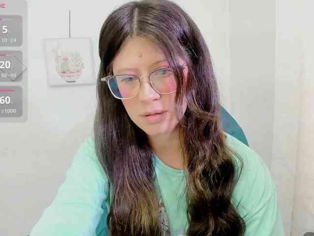 ZooeyBelair webcam