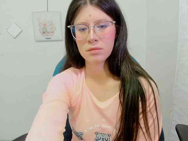 ZooeyBelair webcam