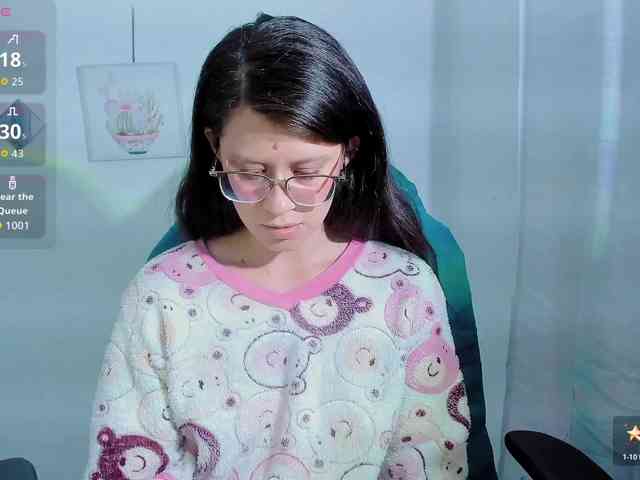 ZooeyBelair webcam