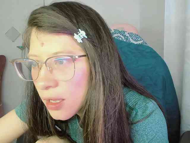 ZooeyBelair webcam