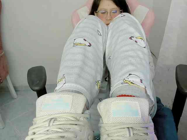 ZooeyBelair webcam