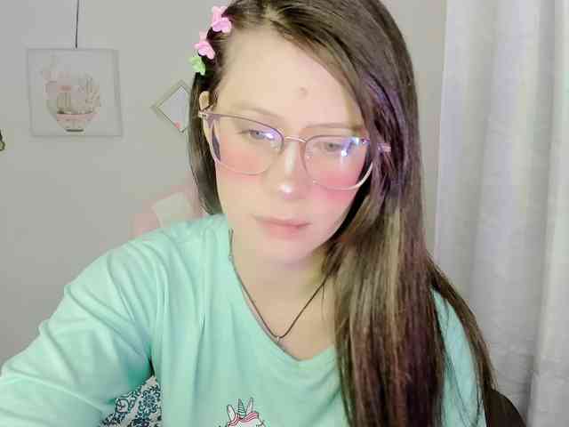 ZooeyBelair webcam