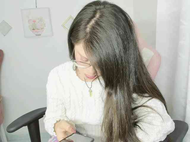 ZooeyBelair webcam