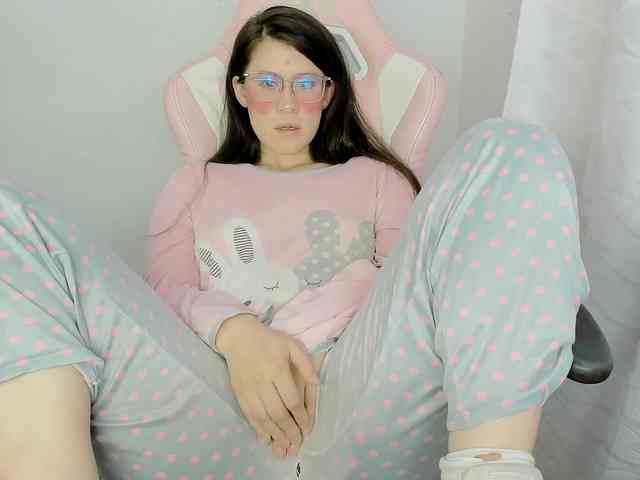 ZooeyBelair webcam