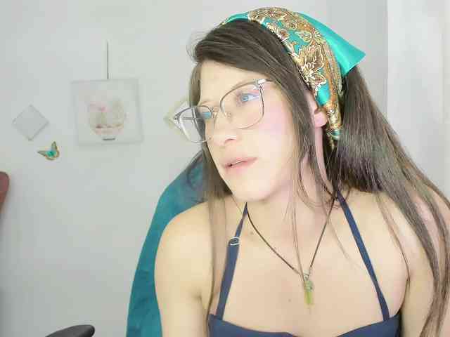 ZooeyBelair webcam