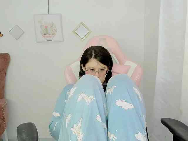 ZooeyBelair webcam