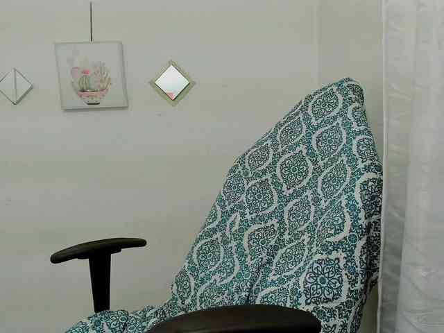 ZooeyBelair webcam