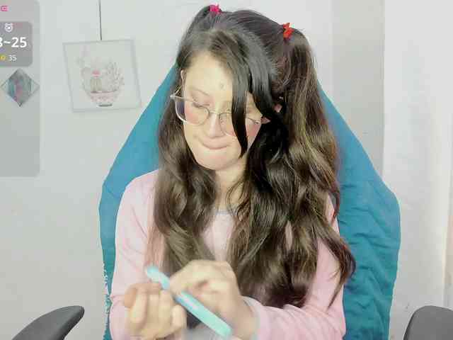 ZooeyBelair webcam
