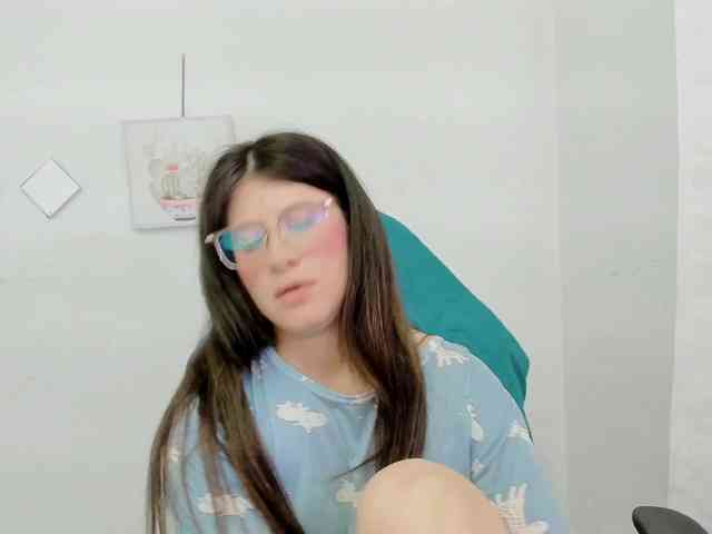 ZooeyBelair webcam