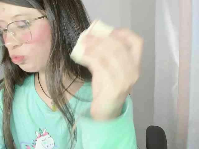 ZooeyBelair webcam