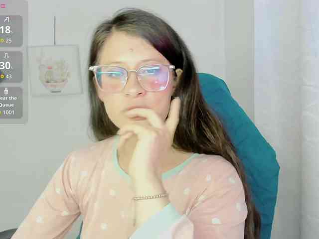 ZooeyBelair webcam