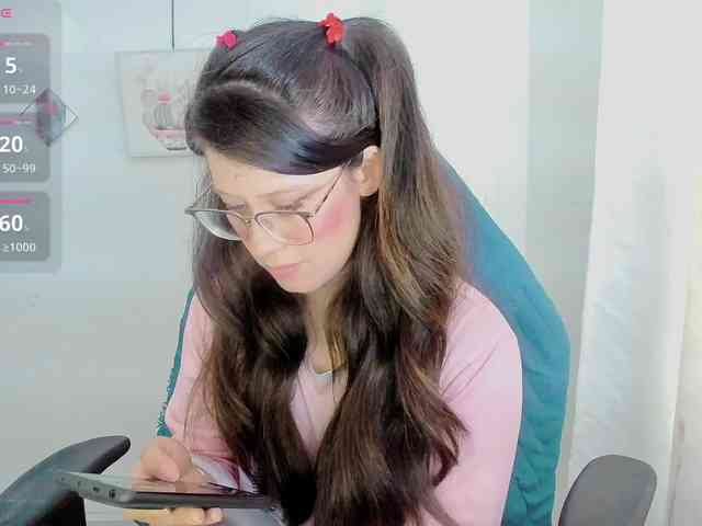 ZooeyBelair webcam