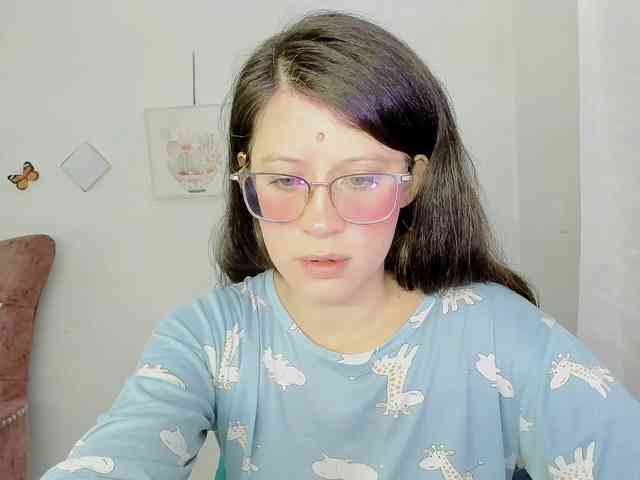 ZooeyBelair webcam