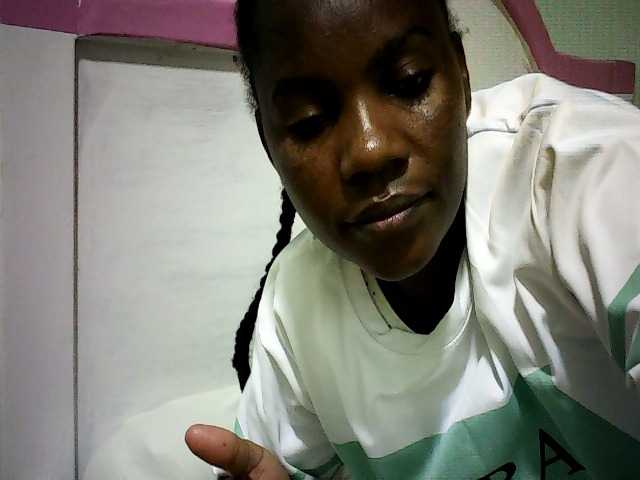 Pierra77 webcam