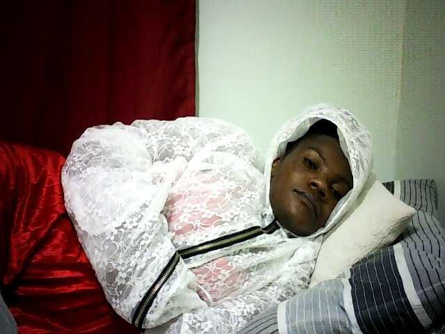 Pierra77's BongaCams show and profile