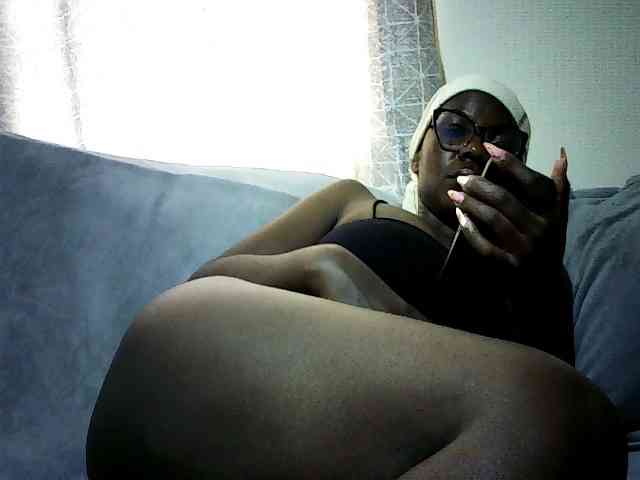 Pierra77 webcam