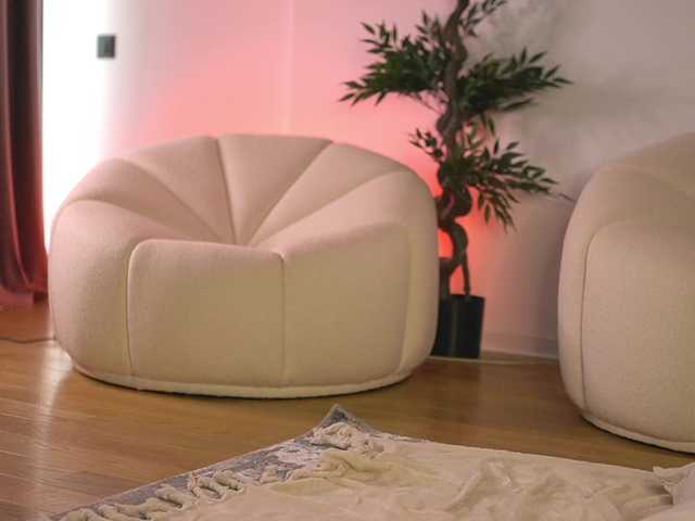 ellacandy live cam on BongaCams
